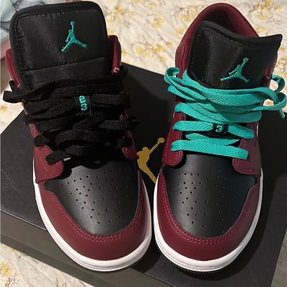 Air Jordan 1 low